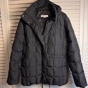 Larry Levine women’s size XL black quilted down filled winter jacket hooded